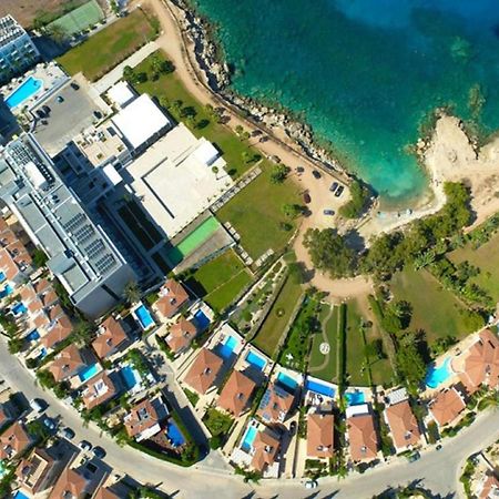 Calypso - Coralli Beachfront Apartment プロタラス エクステリア 写真